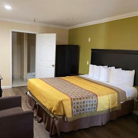Travelodge By Wyndham Chatsworth Los Angeles Kültér fotó