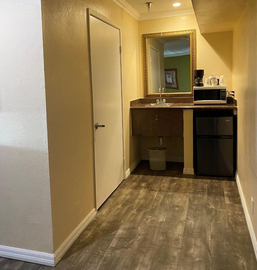 Travelodge By Wyndham Chatsworth Los Angeles Kültér fotó