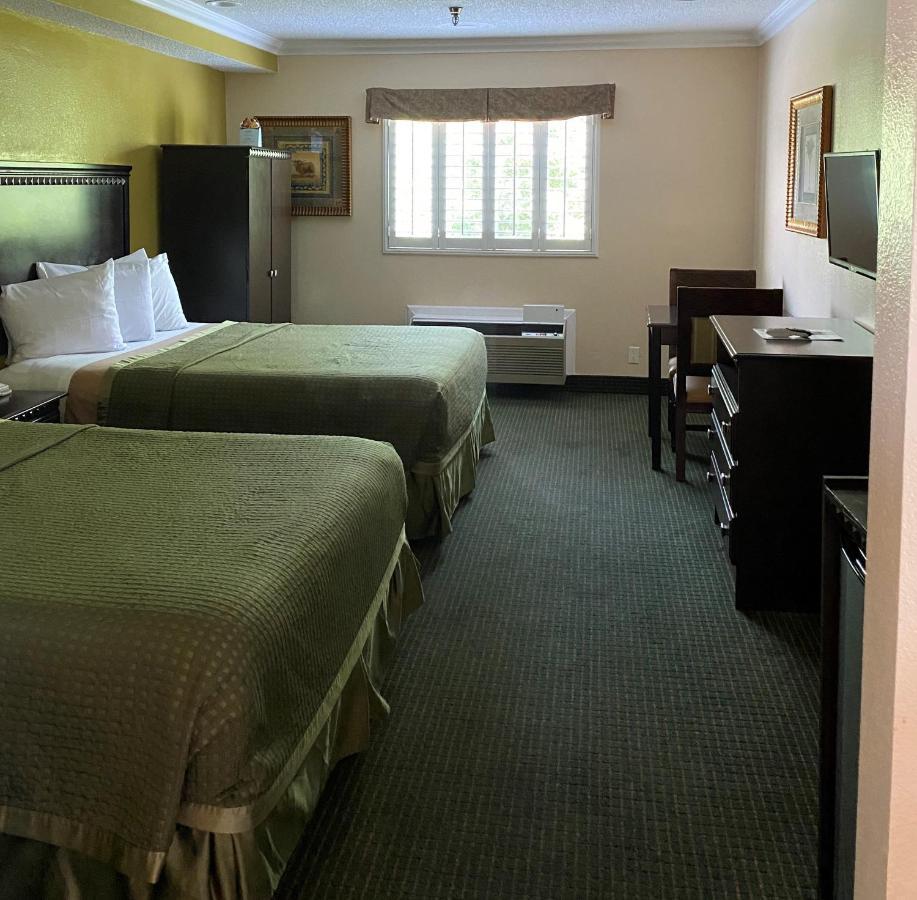 Travelodge By Wyndham Chatsworth Los Angeles Kültér fotó