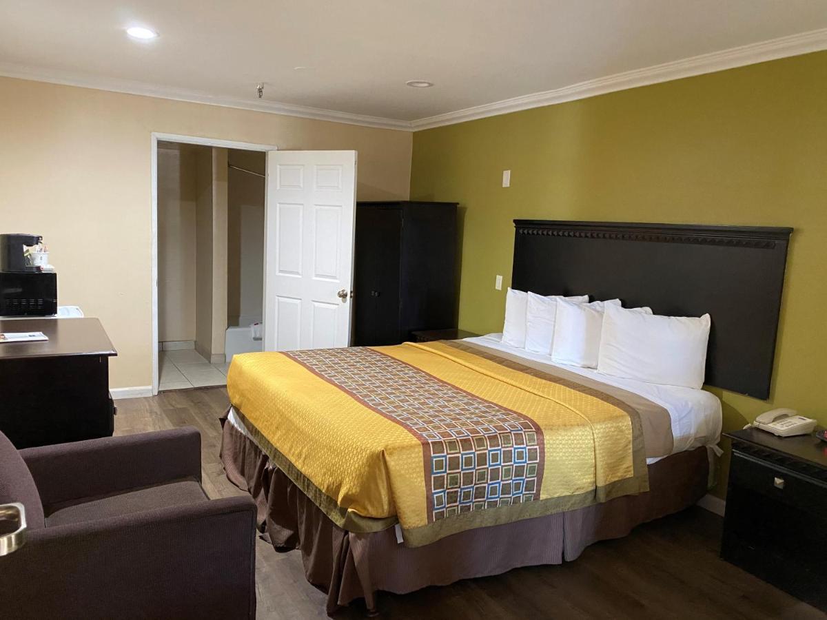 Travelodge By Wyndham Chatsworth Los Angeles Kültér fotó