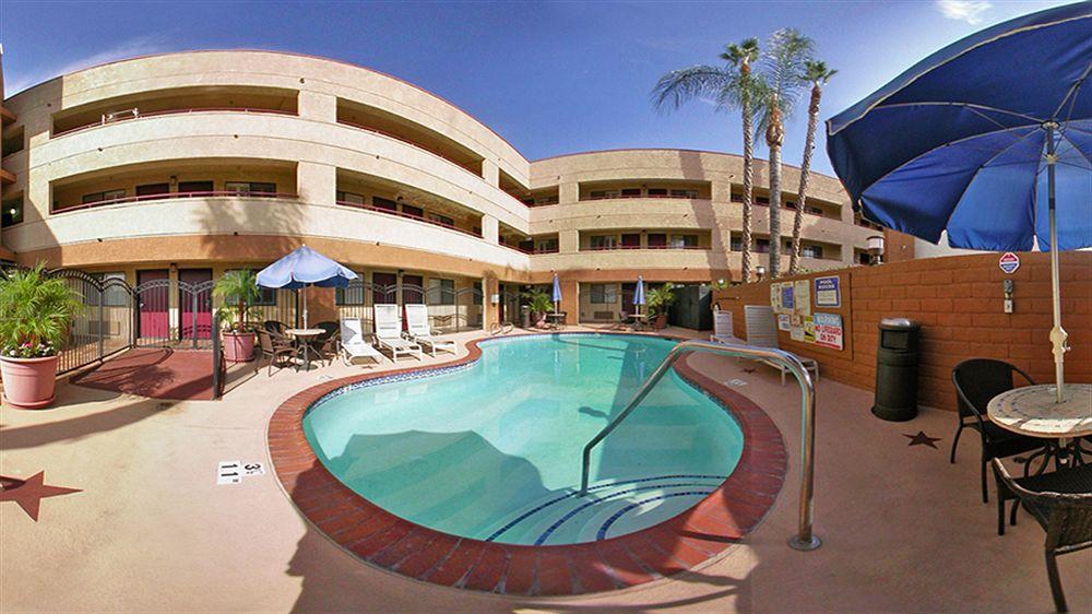 Travelodge By Wyndham Chatsworth Los Angeles Kültér fotó